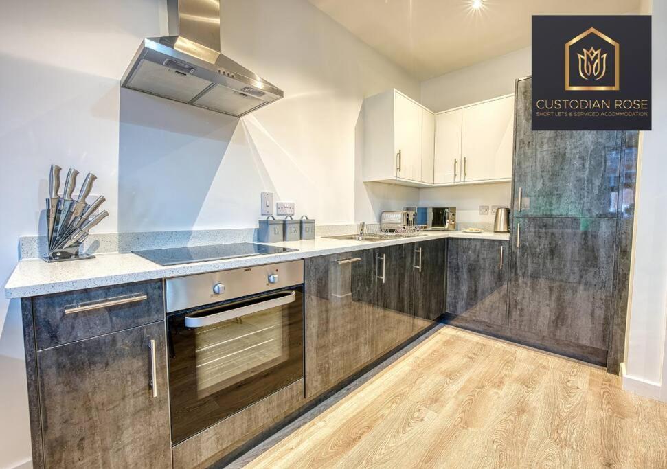 Two Bedroom - Central Peterborough - New Year Discount Exterior photo